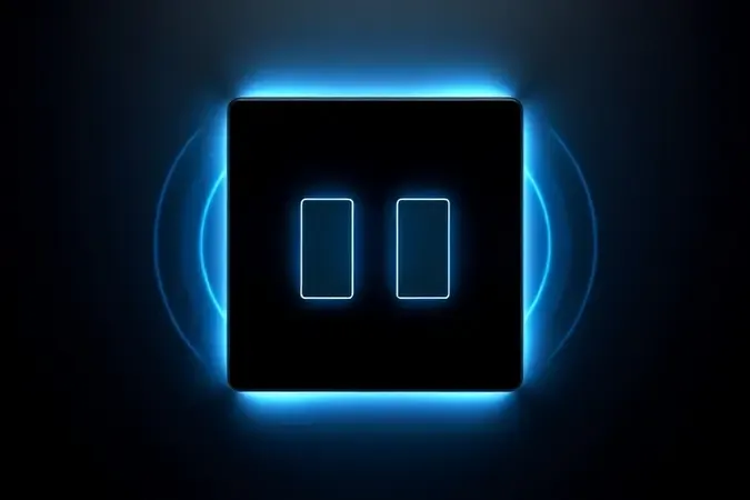 Ondas de sinal Wi-Fi 2,4 GHz emanando de interruptor touch inteligente com design premium.